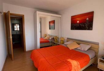 Apart. a un paso de la playa has Balcony rooms