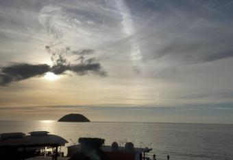 Hotel paraiso del mar has Balcony rooms