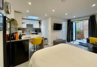 Tiny Home, Boscombe Manor allows 18 year olds to book a room