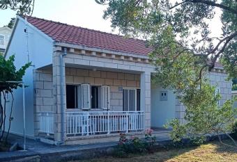 Seaside holiday house Lumbarda, Korcula - 21202 has Balcony rooms