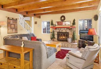 Chickadee Chalet by Big Bear Vacations Walk To Lake Mins to Resorts allows 18 year olds to book a room