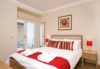 Destiny Scotland - Thistle Street Apartments has Balcony rooms