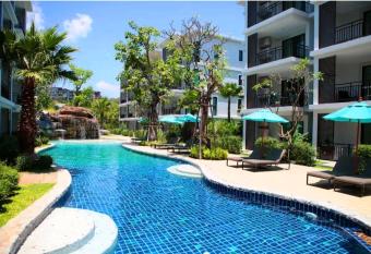                                                   allows 18 year olds to book a room