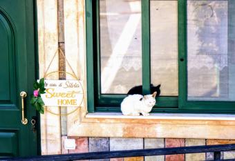 La Casa Di Silvia has Balcony rooms