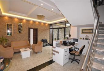 Mihmandar apart otel has Balcony rooms