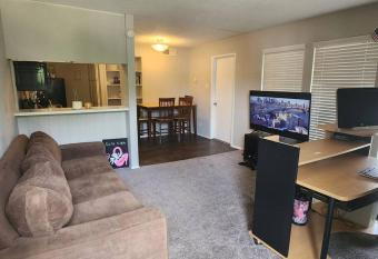 Five Minutes from At&t Stadium, Globe Life & More has rooms with a private hot tub