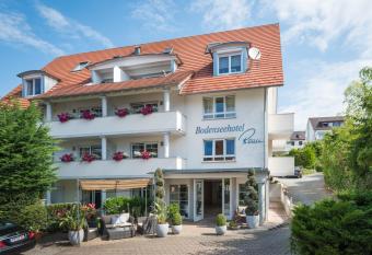 Bodenseehotel Renn allows 18 year olds to book a room