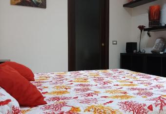 Antonia & Ivano allows 18 year olds to book a room