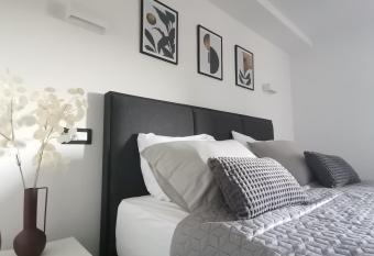 Casa Zonti has Balcony rooms