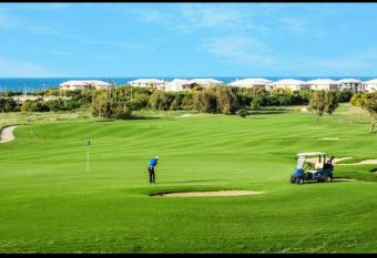 Superbe Appartement Bord de mer has Balcony rooms