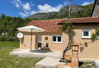 Holiday house ISIDORA has Balcony rooms