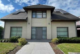 Prachtige priv   villa voor 6 volwassenen + 2 kids has Balcony rooms