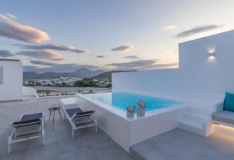 Kapetan Giannis Suite allows 18 year olds to book a room