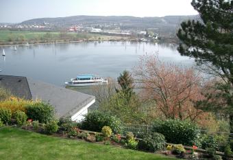 Apartment Seeblick Wetter has Balcony rooms