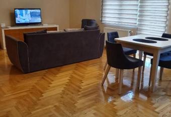 Apartman KGC Stara Pazova has Balcony rooms