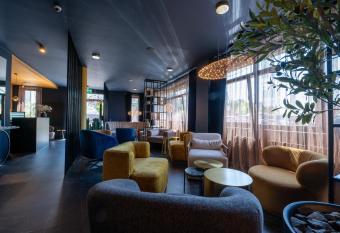 V Business Apartments B  blingen has Balcony rooms