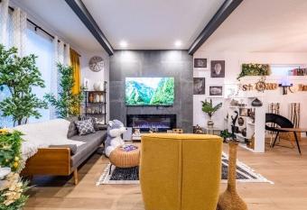 ElegantDecor!2min 2 UofA!PLAYSTATION5!scooter!bike has Balcony rooms