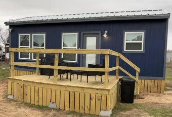 New! Cozy Tiny Home in the Country has Balcony rooms