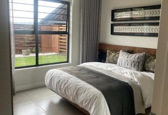 Joshua Sandton has Balcony rooms