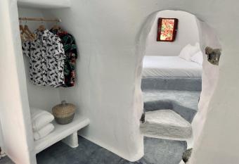 Lena Caves allows 18 year olds to book a room