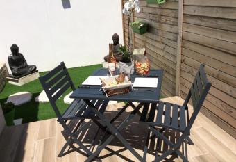 Le Zen allows 18 year olds to book a room