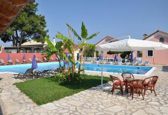 Tassos Apartments has Balcony rooms