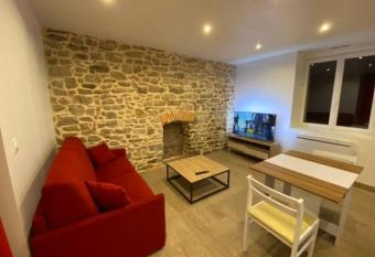 Appartement avec terrasse has Balcony rooms