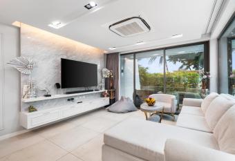 Luxury 3BR Villa A Rawai Beachfront has Balcony rooms