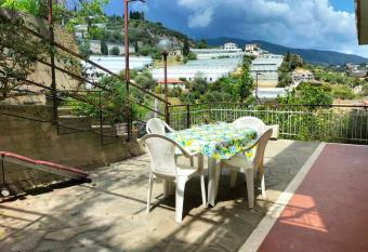 Casa Graziano has Balcony rooms