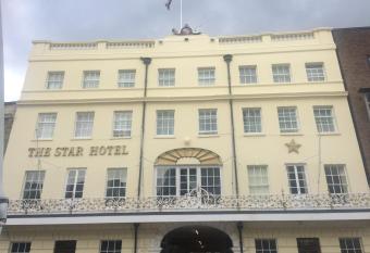 The Star Hotel allows 18 year olds to book a room
