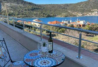 Apartments M&K has Balcony rooms