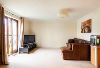 2 Beds Broughton Apartment allows 18 year olds to book a room