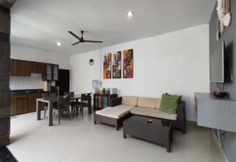 The ulun kubu villa 3 has Balcony rooms