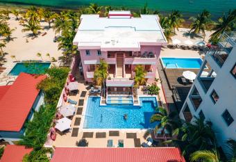 Miramar Suites allows 18 year olds to book a room