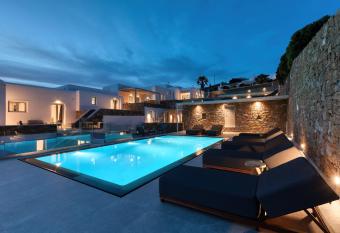 Villa Cataleya 3 PRIVATE POOL has Balcony rooms