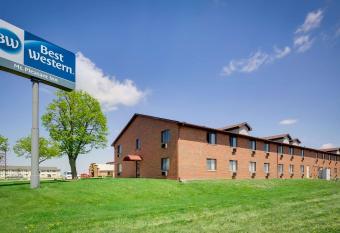 Best Western Mt. Pleasant Inn allows 18 year olds to book a room