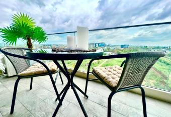 Pipera onix design allows 18 year olds to book a room