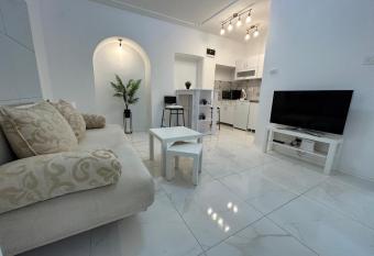 Sweet Harmony has Balcony rooms