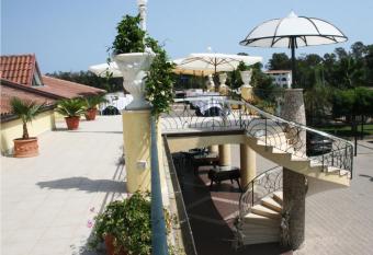 Hotel Miramare has Balcony rooms