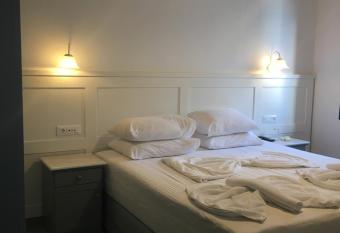 Hotel Porto Loutro on the Hill has Balcony rooms