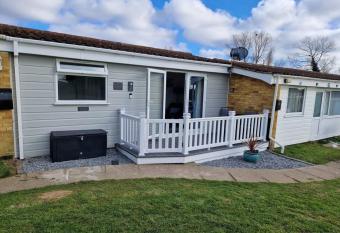 Burgh Castle has Balcony rooms