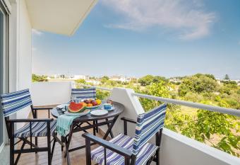 La Christine has Balcony rooms