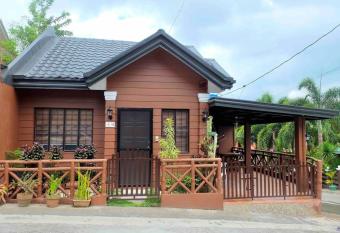 Cabin Hideaway, Alfonso Tagaytay allows 18 year olds to book a room