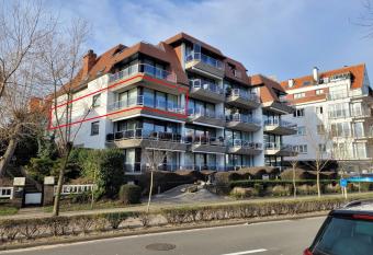 Appartement aan Albertplein 2 slp en dubbele garage allows 18 year olds to book a room