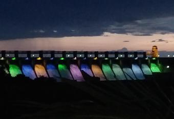 HIDEAWAY FARM STAY HAMPI has Balcony rooms