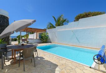 Casa Atlantico / Puerto Calero has Balcony rooms