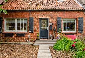 Huus ant D  rpsdiek has Balcony rooms