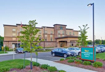Homewood Suites By Hilton Waterloo/St. Jacobs allows 18 year olds to book a room
