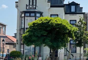 Hotel  t Sonnehuys has Balcony rooms