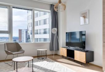 Sorinsilta 4 A 50 11 kerros Upea huippuasunto allows 18 year olds to book a room